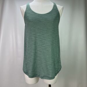 Lululemon Moment to Movement 2-in-1 Tank Top Built-In Bra Size 6 Green Yellow